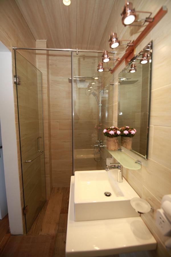 Knightsbridge Grand Apartment نوفارا إيلِيا المظهر الخارجي الصورة